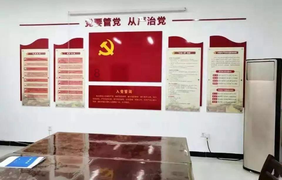 跟队记者辟谣：米兰未对穆基勒进行体检